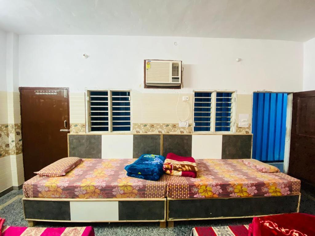 Hari Ganga Near By Bus And Railway Station Hotel Haridwār Exterior foto